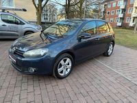Gebraucht VW Golf VI Style 105 PS (77 kW) 2011 Blau Kleinwagen