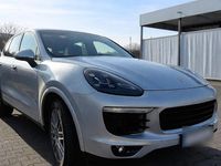 Gebraucht Porsche Cayenne S 420 PS (308 kW) 2015 Grau SUV