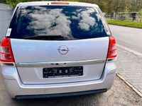 gebraucht Opel Zafira B 1.9 CDTI 150 PS Automatik 5-Sitzer