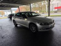 Gebraucht VW Passat Comfortline 150 PS (110 kW) 2018 Silber Limousine