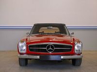 Gebraucht Mercedes 230 150 PS (110 kW) 1966 Rot Cabrio
