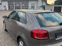 Gebraucht Audi A3 105 PS (77 kW) 2011 Beige Limousine