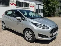 Gebraucht Ford Fiesta Trend 95 PS (69 kW) 2013 Silber Limousine