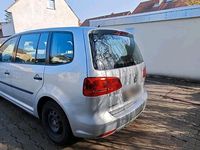 Gebraucht VW Touran 105 PS (77 kW) 2011 Silber Van / Kleinbus