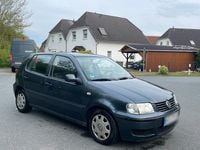 Gebraucht VW Polo 90 PS (66 kW) 2001 Grau Limousine