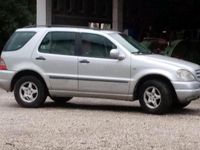 Gebraucht Mercedes ML320 200 PS (147 kW) 2001 Silber SUV
