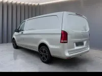 Gebraucht Mercedes Vito 190 PS (139 kW) 2016 Silber Van