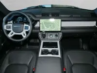 Gebraucht Land Rover Defender SE Dynamic 252 PS (185 kW) 2026 Grün SUV