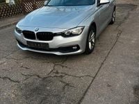Gebraucht BMW 320 190 PS (139 kW) 2017 Grau Kombi