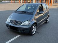 Gebraucht Mercedes A190 Elegance 125 PS (91 kW) 2003 Blau Kleinwagen