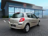 Gebraucht Renault Clio III 111 PS (81 kW) 2007 Gold Limousine