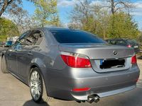Gebraucht BMW 530 231 PS (169 kW) 2003 Grau Limousine