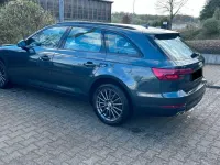Gebraucht Audi A4 Sport 218 PS (160 kW) 2016 Grau Kombi