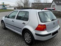 Gebraucht VW Golf IV 75 PS (55 kW) 2000 Silber Kleinwagen