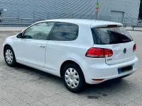 Gebraucht VW Golf VI 102 PS (75 kW) 2009 Weiß Kleinwagen