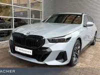 Neu BMW i5 Performance 250 kW (340 PS) 2026 Grau Kombi