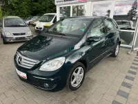 Gebraucht Mercedes B180 109 PS (80 kW) 2005 Grün Van / Kleinbus