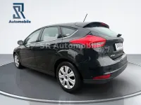 Gebraucht Ford Focus 125 PS (91 kW) 2018 Schwarz Limousine
