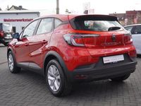 Second-hand Renault Captur Evolution 158 CP (116 kW) 2024 Roșu SUV