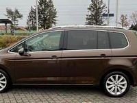 Gebraucht VW Touran Highline 150 PS (110 kW) 2016 Braun Van / Kleinbus