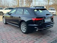 Gebraucht Audi A4 Advanced 163 PS (119 kW) 2023 Schwarz Kombi