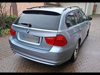 Gebraucht BMW 320 177 PS (130 kW) 2009 Kombi