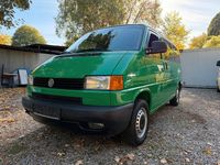 Second-hand VW Transporter 116 CP (85 kW) 2000 Verde Van