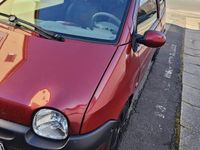 Gebraucht Renault Twingo 58 PS (42 kW) 2002 Rot Kleinwagen