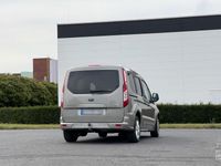 Gebraucht Ford Tourneo Connect Titanium 101 PS (74 kW) 2016 Silber Van / Kleinbus
