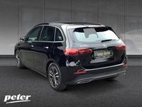 Gebraucht Mercedes B200 Progressive 150 PS (110 kW) 2025 Schwarz Van / Kleinbus