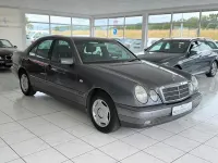 Gebraucht Mercedes E240 170 PS (125 kW) 1998 Grau Limousine