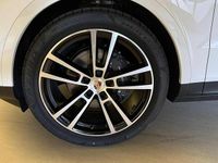 Neu Porsche Cayenne Coupe 354 PS (260 kW) 2025 Weiß Coupé