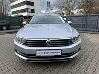 Gebraucht VW Passat 150 PS (110 kW) 2017 Silber Kombi