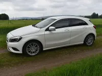 Gebraucht Mercedes A180 122 PS (89 kW) 2015 Weiß Limousine
