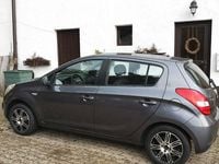 Gebraucht Hyundai i20 Classic 77 PS (56 kW) 2011 Grau Kleinwagen