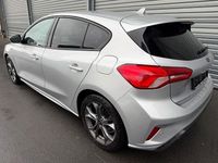 Gebraucht Ford Focus ST-Line 125 PS (91 kW) 2019 Silber Limousine
