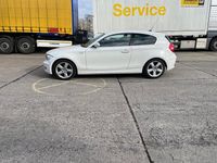 Gebraucht BMW 118 143 PS (105 kW) 2007 Weiß Kleinwagen