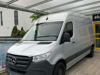 Gebraucht Mercedes Sprinter 143 PS (105 kW) 2020 Silber Van