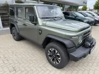 Neu BAW 212 166 PS (122 kW) 2026 Grün SUV