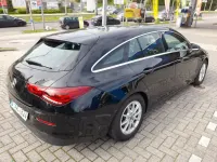 Gebraucht Mercedes CLA200 Shooting Brake 150 PS (110 kW) 2021 Schwarz Kombi
