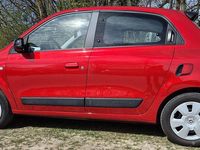 Gebraucht Renault Twingo Equilibre 65 PS (47 kW) 2023 Rot Kleinwagen