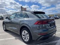 Gebraucht Audi Q8 S-Line 231 PS (169 kW) 2021 Grau SUV