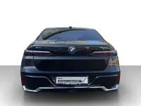 Gebraucht BMW 740 M Sport 286 PS (210 kW) 2025 Schwarz Limousine
