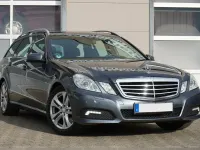 Gebraucht Mercedes E350 Avantgarde 231 PS (169 kW) 2010 Grau Kombi