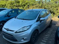 Gebraucht Ford Fiesta 70 PS (51 kW) 2012 Silber Kleinwagen