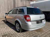 Second-hand Opel Astra 115 CP (84 kW) 2009 Argintiu Break