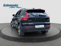 Gebraucht Volvo XC40 Core 169 kW (231 PS) 2023 Onyx black (schwarz) SUV