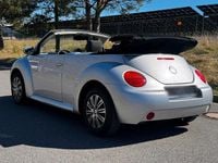 Gebraucht VW New Beetle 75 PS (55 kW) 2007 Silber Kleinwagen