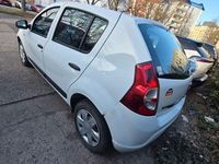Gebraucht Dacia Sandero 75 PS (55 kW) 2009 Weiß Limousine