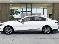 Neu BMW i5 Sport Line 289 kW (394 PS) 2025 Alpinweiß uni Limousine
